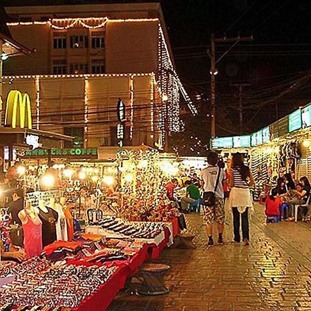 Go Inn Night Bazaar Chiang Mai Zewnętrze zdjęcie